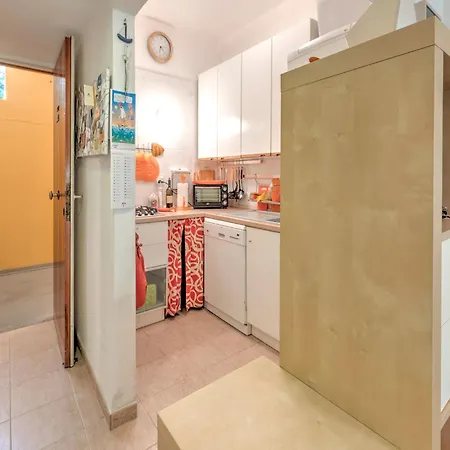 Seaside With Views, * Udine